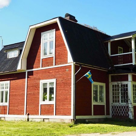 Orsastuguthyrning-Kyrkbyn Villa Ngoại thất bức ảnh