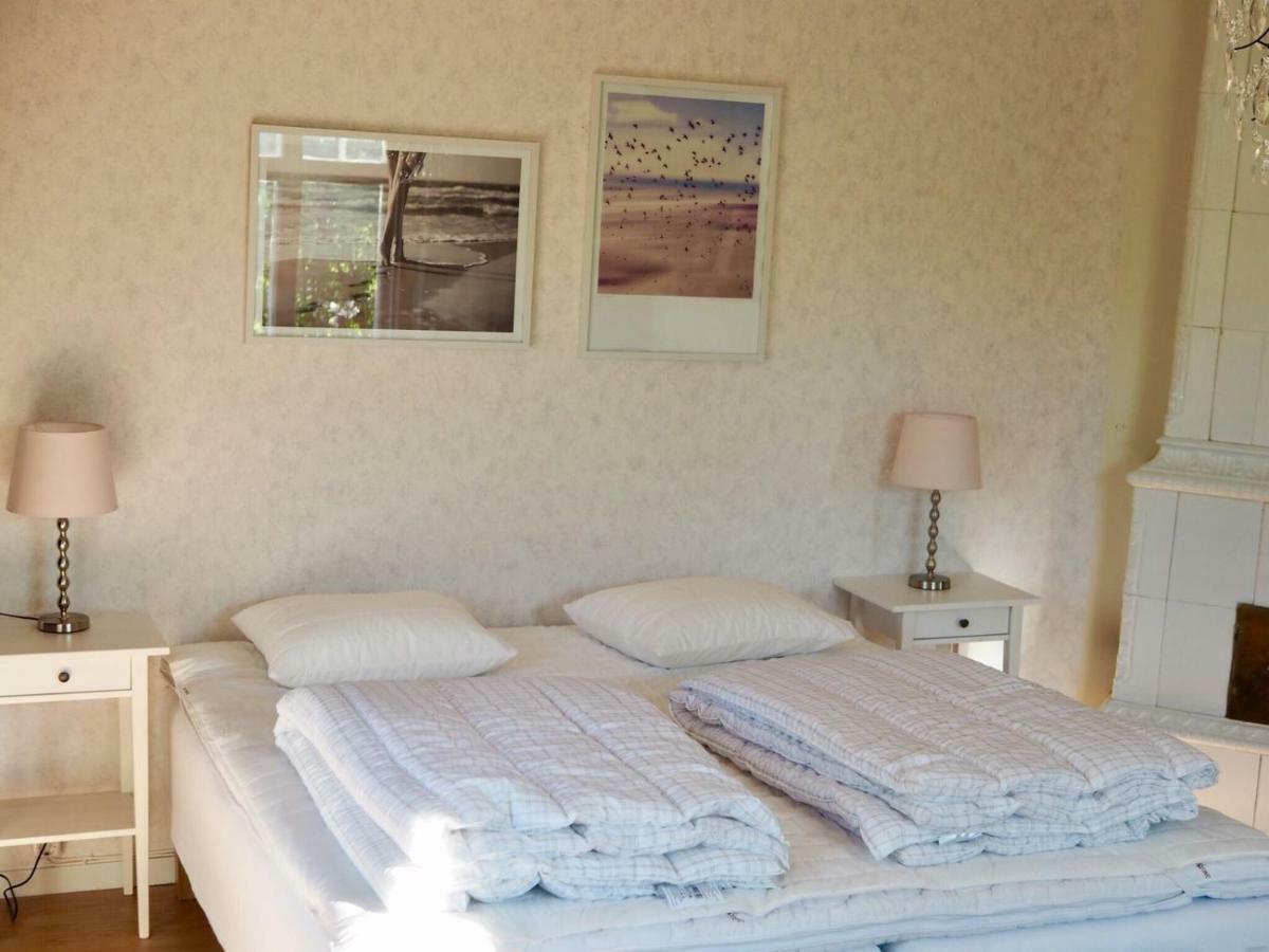 Orsastuguthyrning-Kyrkbyn Villa Ngoại thất bức ảnh